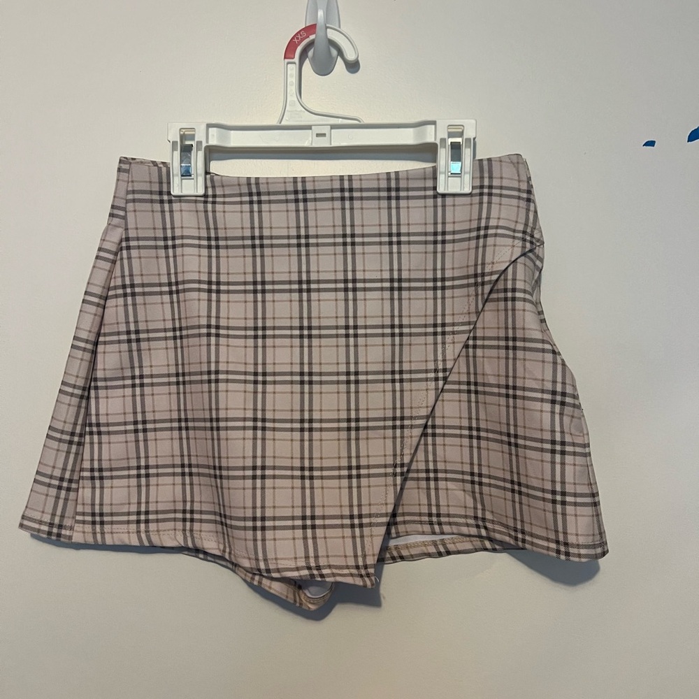 Skorts